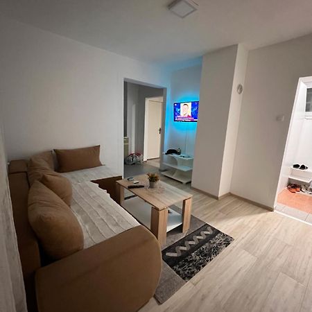 Babici 3 Apartment Hiseti Ngoại thất bức ảnh