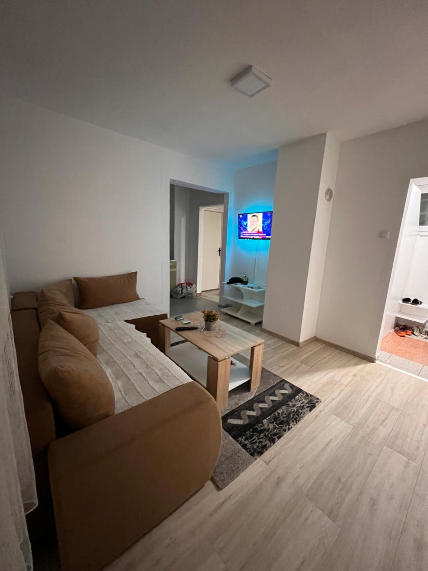 Babici 3 Apartment Hiseti Ngoại thất bức ảnh